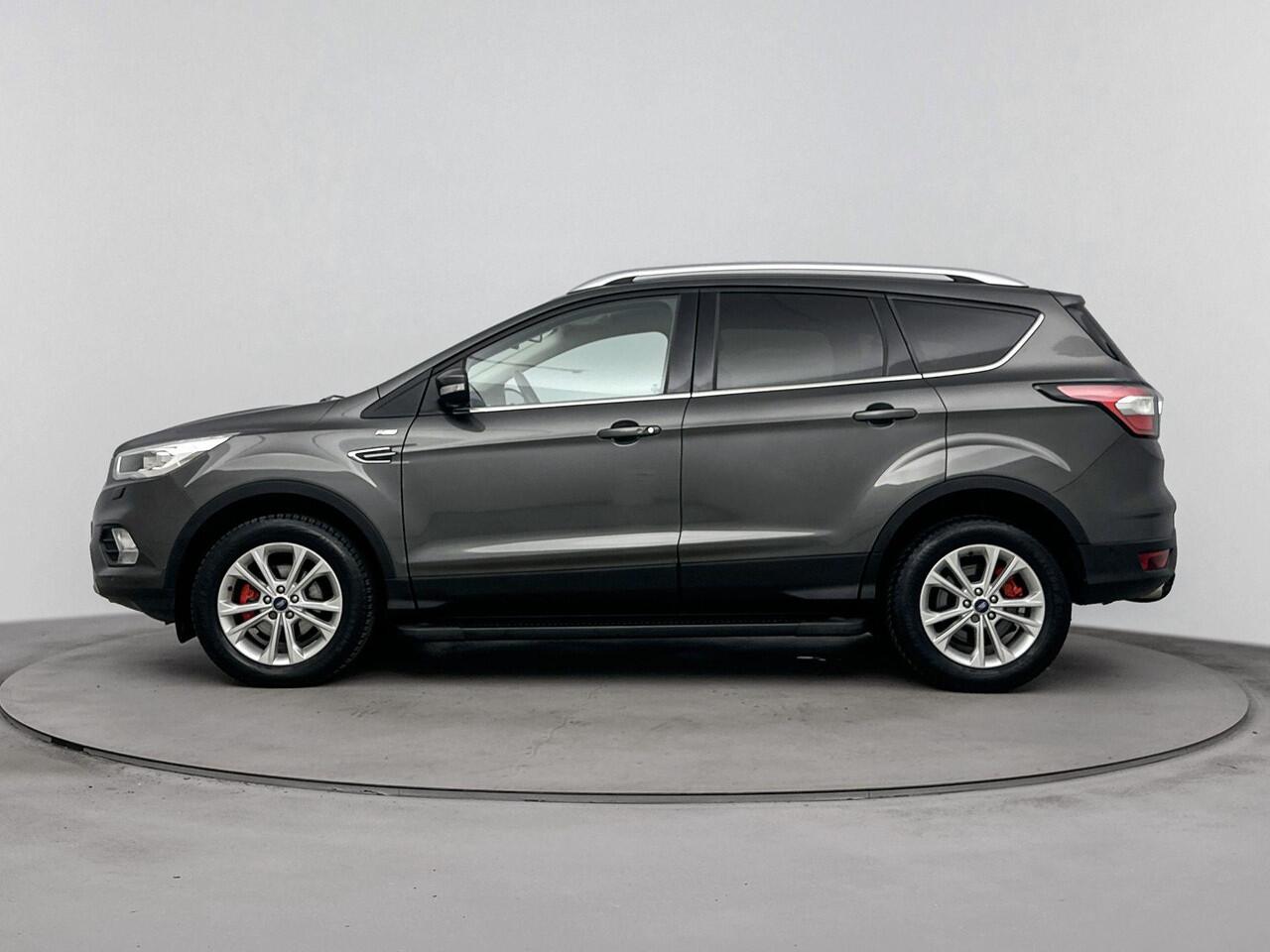 Ford KUGA 1.5 EcoBoost Titanium 150PK | Trekhaak 2.000KG | Navigatie | Stoel, Stuur en Voorruitverwarming | Parkeersensoren Voor & Achter