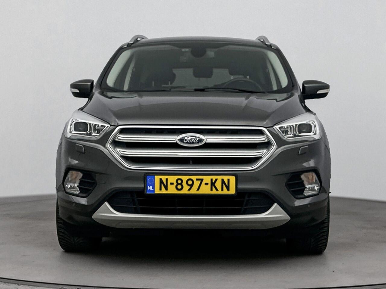 Ford KUGA 1.5 EcoBoost Titanium 150PK | Trekhaak 2.000KG | Navigatie | Stoel, Stuur en Voorruitverwarming | Parkeersensoren Voor & Achter