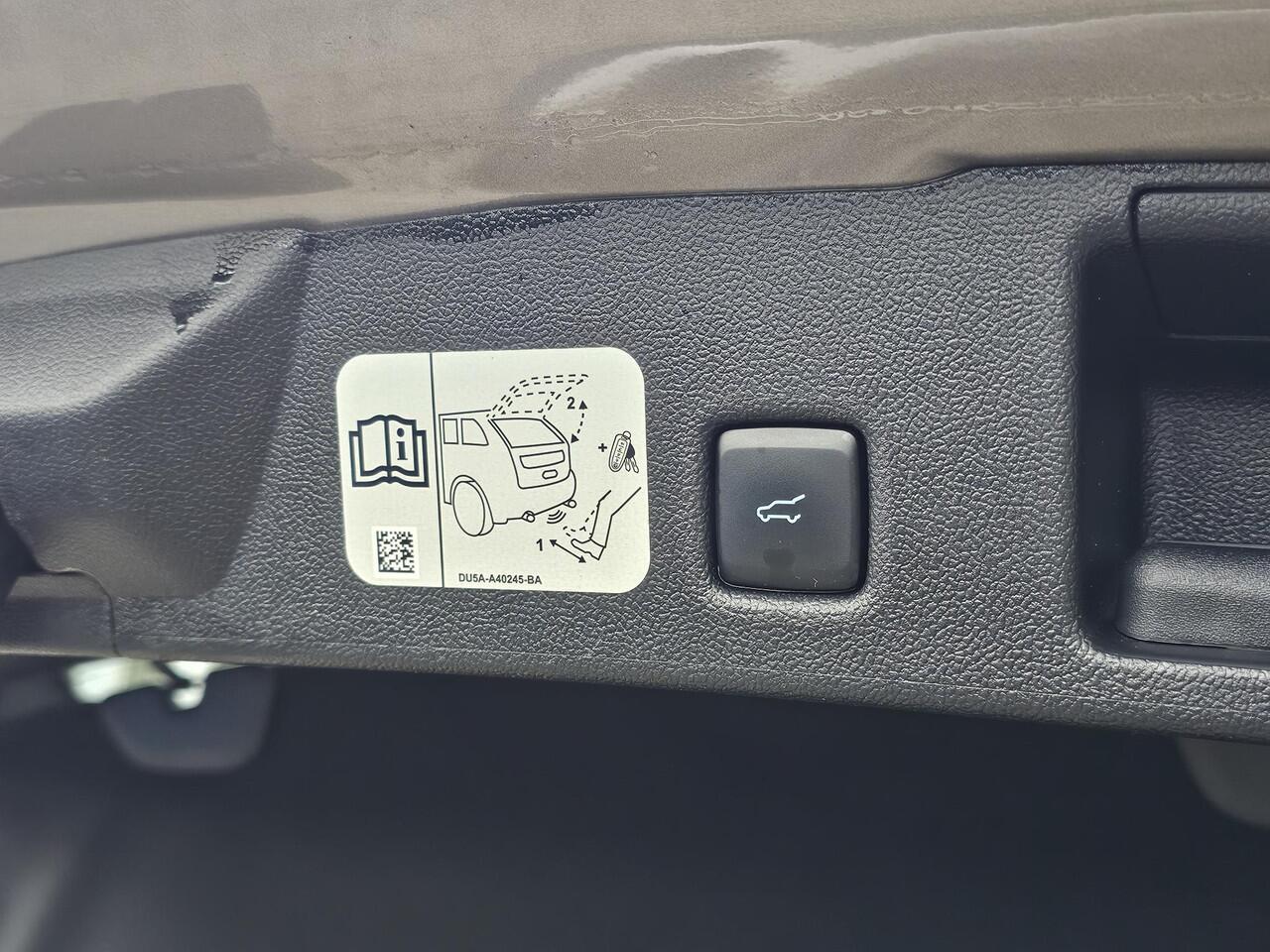 Ford KUGA 2.5 PHEV Titanium X | Trekhaak elektrisch uitklapbaar | Adaptive cruise control | Winter pack | Head up Display | Bang&Olufsen | Half leder