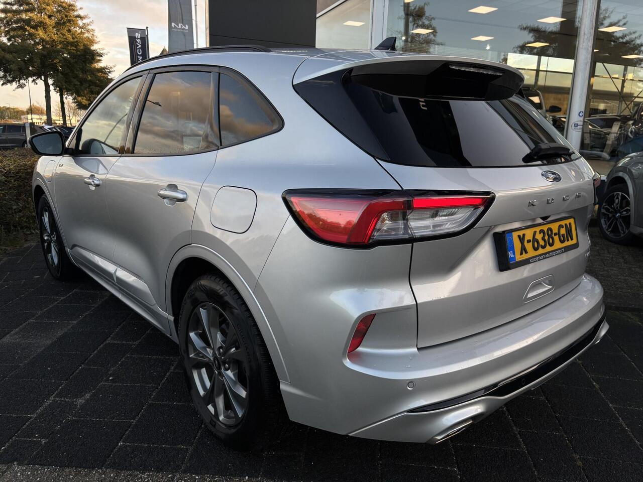 Ford KUGA 2.5 PHEV ST-Line X , Stoel/Stuurverwarming, Sportstoelen, Apple Carplay/Android Auto, Navigatie, Enz...