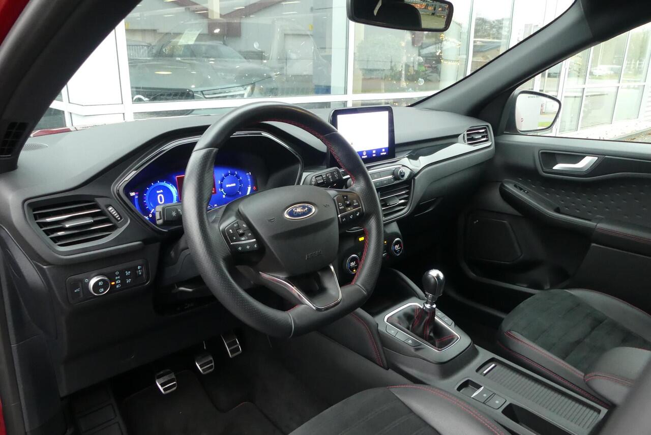 Ford KUGA 1.5 EcoBoost ST-Line X WINTER PACK, ELEKT. STOEL/ACHTERKLEP, B&O, ADAPT. CRUISE, CLIMA, NAVI, CAMERA V&A, APPLE CARPLAY/ANDROID AUTO, 44.885KM