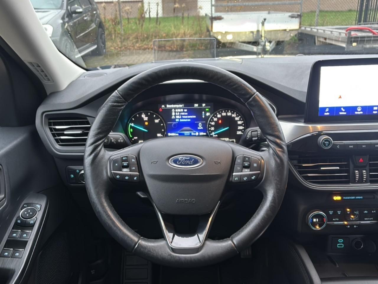 Ford KUGA 2.5 PHEV Titanium