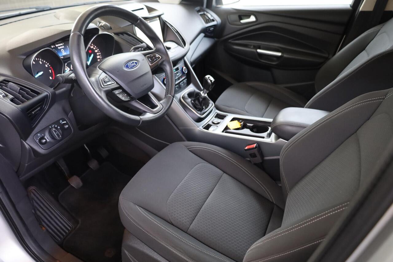 Ford KUGA 1.5 EcoBoost Titanium TREKHAAK-ELEC STUUR/RUIT/STOELVERWARMING CARPLAY 2xPDC NAVI CRUISE 17"LMV ALL-SEASONS ENZ.