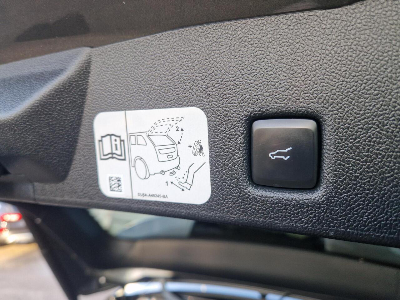 Ford KUGA 2.5 PHEV ST-Line X | Panoramadak | Adaptive cruise control | Winterpack | Dodehoeksensoren