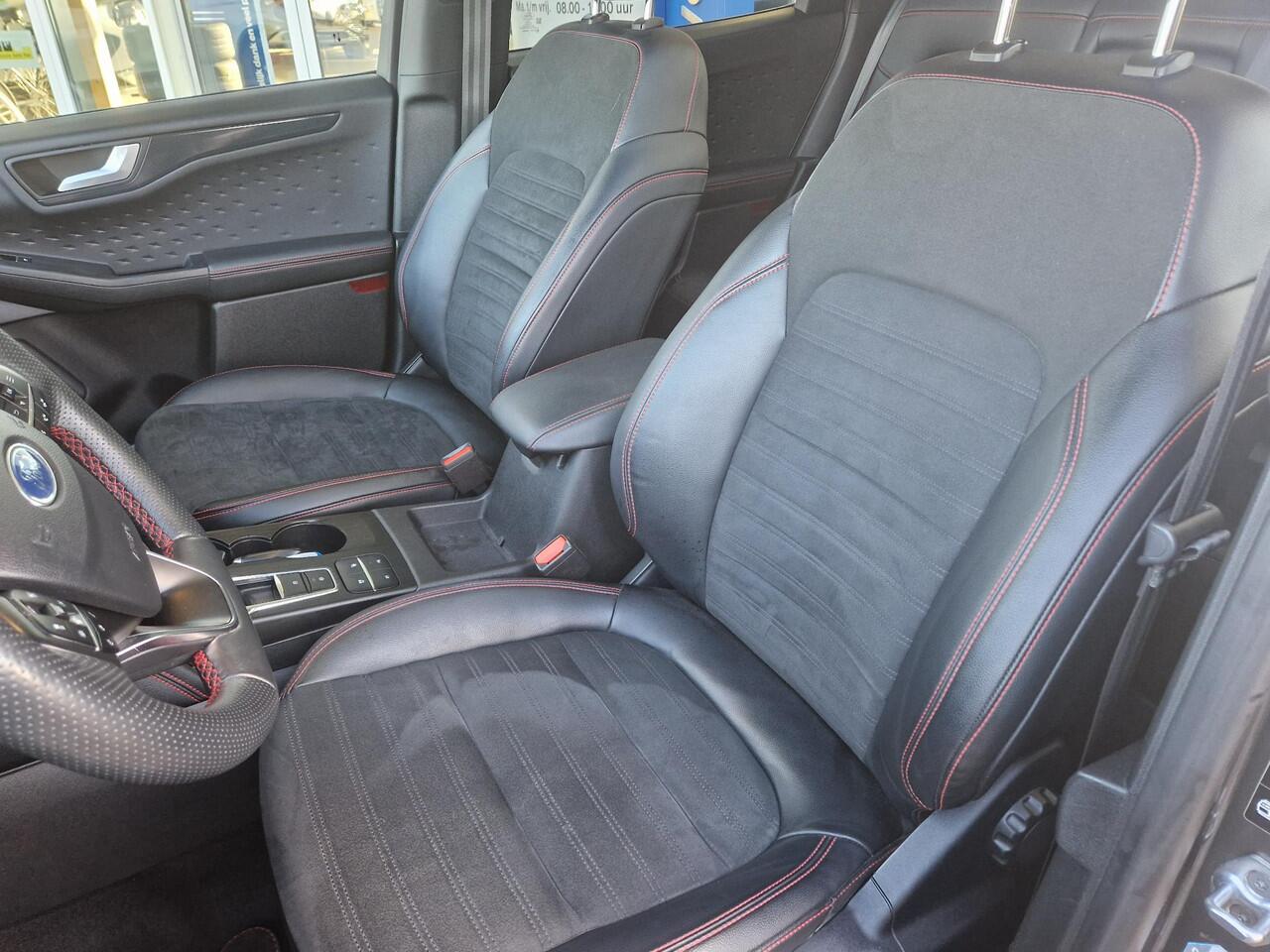 Ford KUGA 2.5 PHEV ST-Line X | Panoramadak | Adaptive cruise control | Winterpack | Dodehoeksensoren