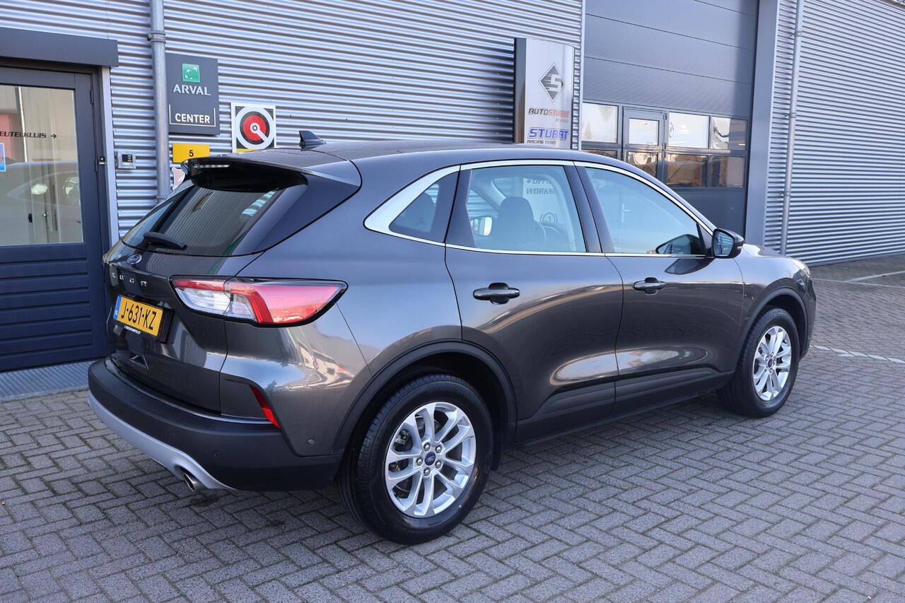 Ford KUGA 1.5 Titanium 1e Eigenaar | Volledig Onderh | BTW | NL-Auto | Winterpack | Camera | Navi | Carplay | Cruise | Keyless | LED | DAB | PDC | Start/Stop