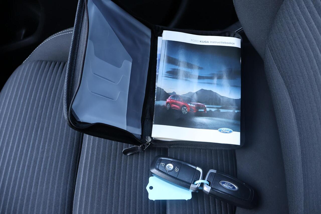 Ford KUGA 1.5 Titanium 1e Eigenaar | Volledig Onderh | BTW | NL-Auto | Winterpack | Camera | Navi | Carplay | Cruise | Keyless | LED | DAB | PDC | Start/Stop