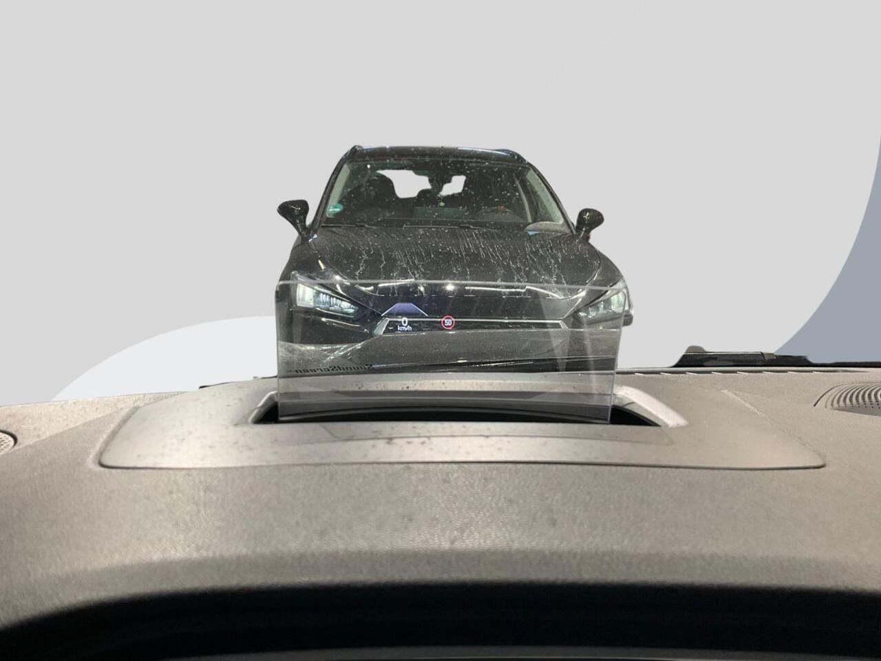 Ford KUGA 2.5 PHEV ST-Line X 225pk | Afneembare Trekhaak | Adaptieve Cruise | Dodehoeksensoren | Winterpack | 19 inch velgen | Head up Display | Achteruitrijcamera