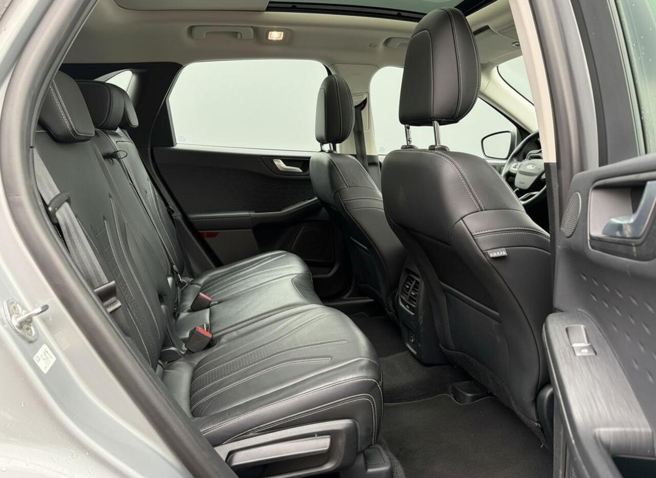 Ford KUGA 2.5 PHEV Vignale PANO - TREKHAAK