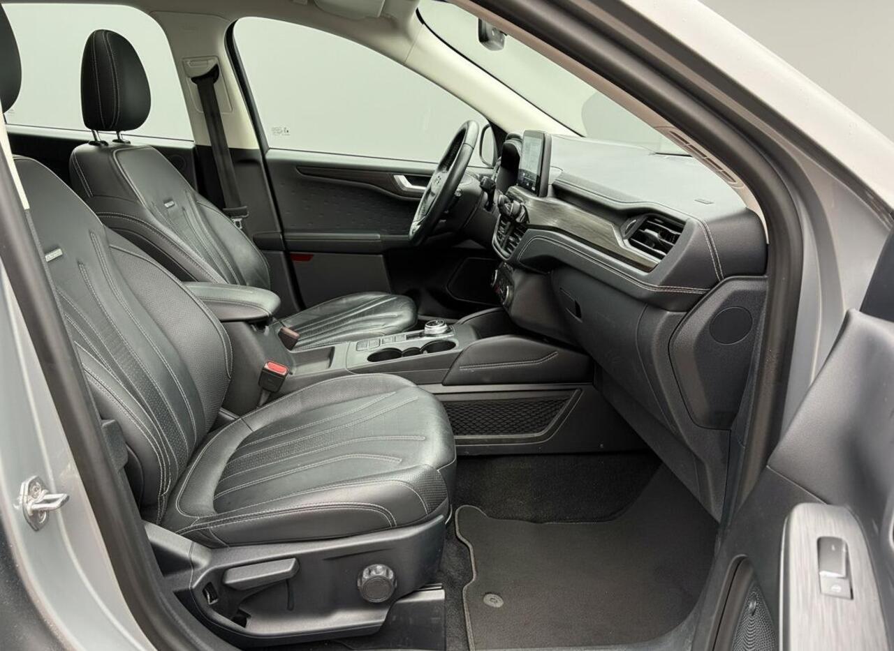 Ford KUGA 2.5 PHEV Vignale PANO - TREKHAAK