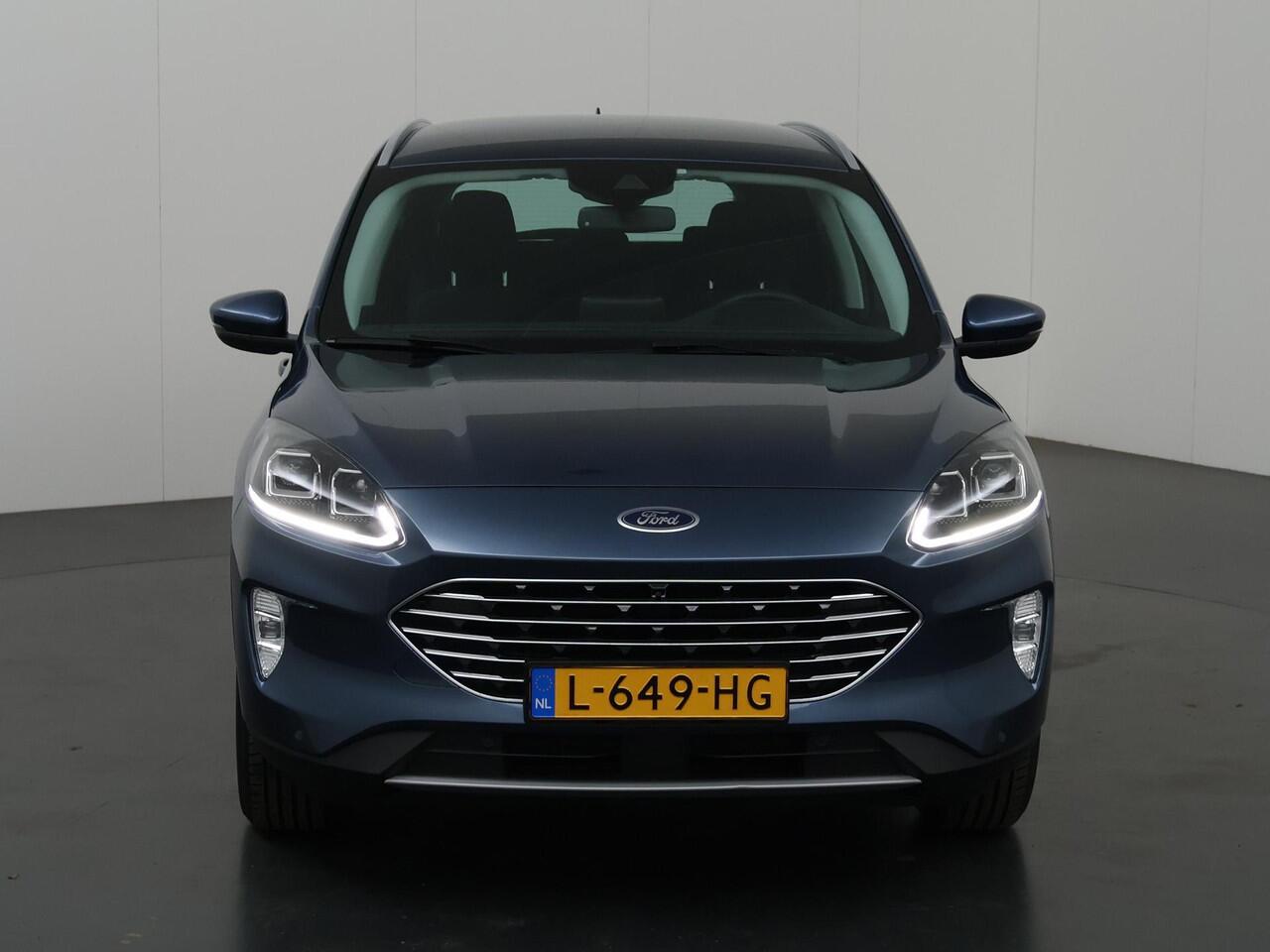 Ford KUGA 2.5 PHEV Titanium | Trekhaak | Parkeercamera | Cruise Control Adaptief | Navigatie |