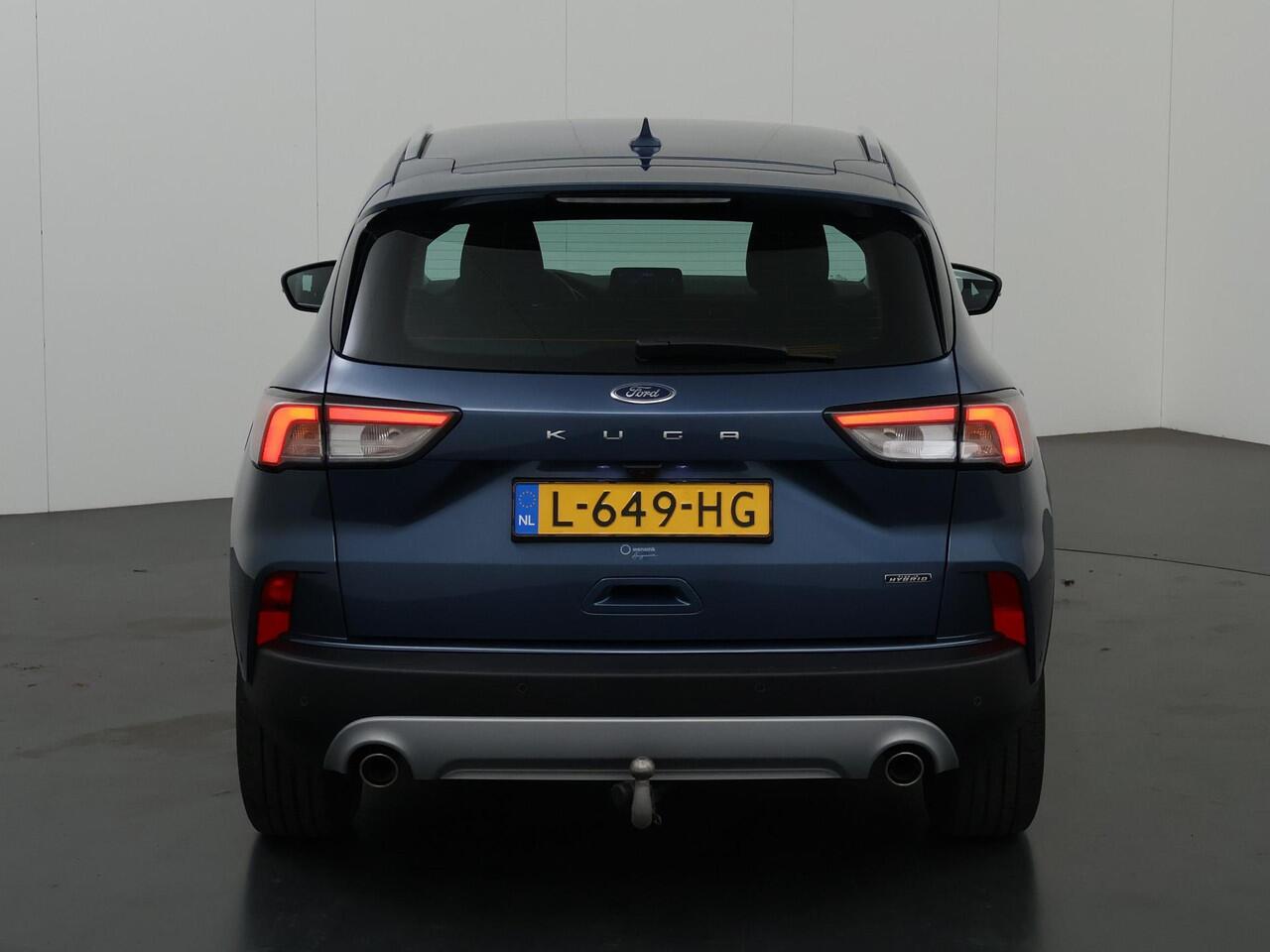 Ford KUGA 2.5 PHEV Titanium | Trekhaak | Parkeercamera | Cruise Control Adaptief | Navigatie |