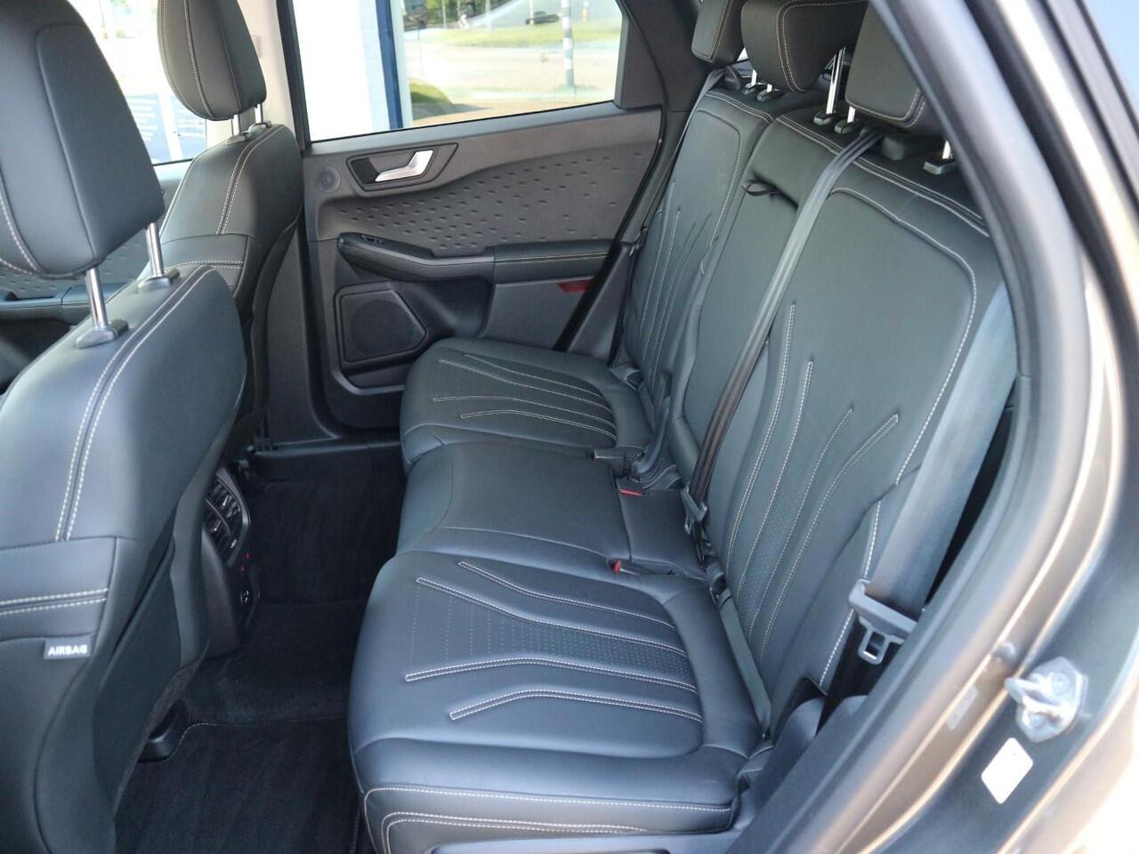 Ford KUGA 2.5 PHEV Vignale * ADAPT. CRUISE * BLIS * WINTER PACK *