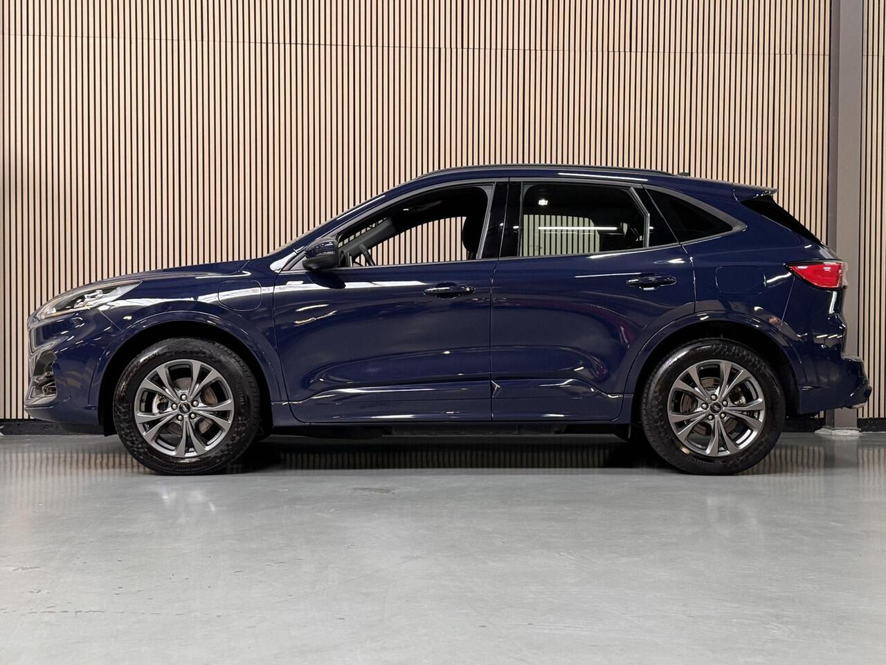 Ford KUGA 2.5 PHEV 225pk ST-Line Navi Camera Winter pack Elek. Achterklep NL-Auto Dealeronderhouden