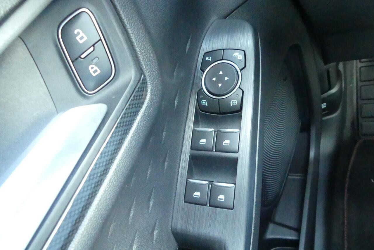 Ford KUGA 1.5 EcoBoost ST-Line X PANO, HUD, B&O, WINTER PACK, ADAPT. CRUISE, CLIMA, ELEKT. STOEL/ACHTERKLEP, CAMERA V&A, NAVI, 34.660KM