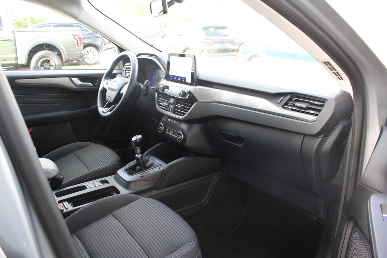 Ford KUGA 1.5 EcoBoost Titanium X | Trekhaak 1800KG | Stoel + Stuurverwarming | Cruise Control | Navigatie | Climate Control |