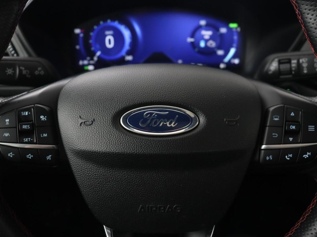 Ford KUGA 2.5 PHEV ST-Line X | Panoramadak | Head-Up | Trekhaak | Stoelverwarming | 360 Camera | B&O Sound | Carplay | Navigatie | Achterbankverwarming | Half leder | Keyless | Plug In