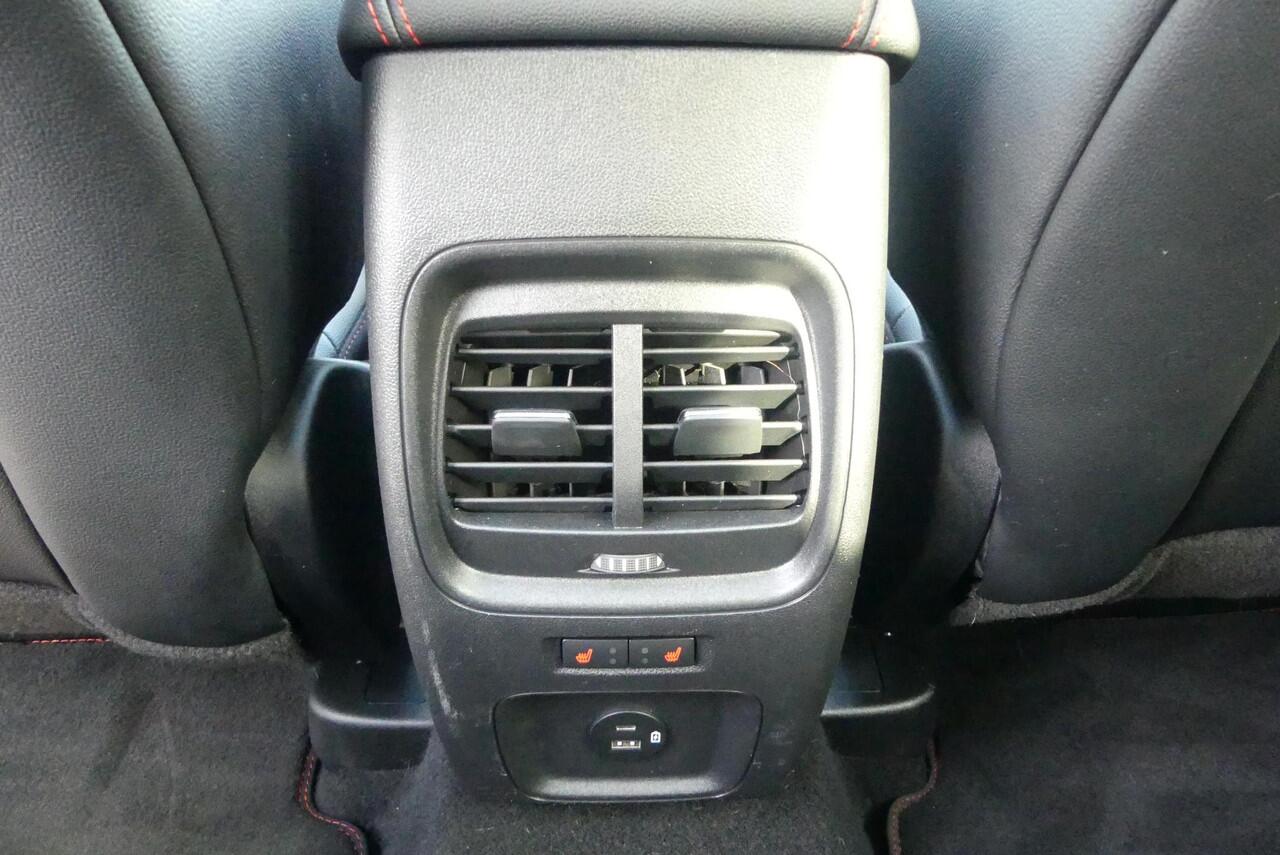 Ford KUGA 1.5 EcoBoost ST-Line X PANO, HUD, WINTER PACK, ADAPT. CRUISE, CLIMA, NAVI, CAMERA V&A, PDC V&A, APPLE CARPLAY/ANDROID AUTO, BLIS, KEYLESS, B&O, ELEKT. ACHTERKLEP, ELEKT. STOEL, 34.660KM