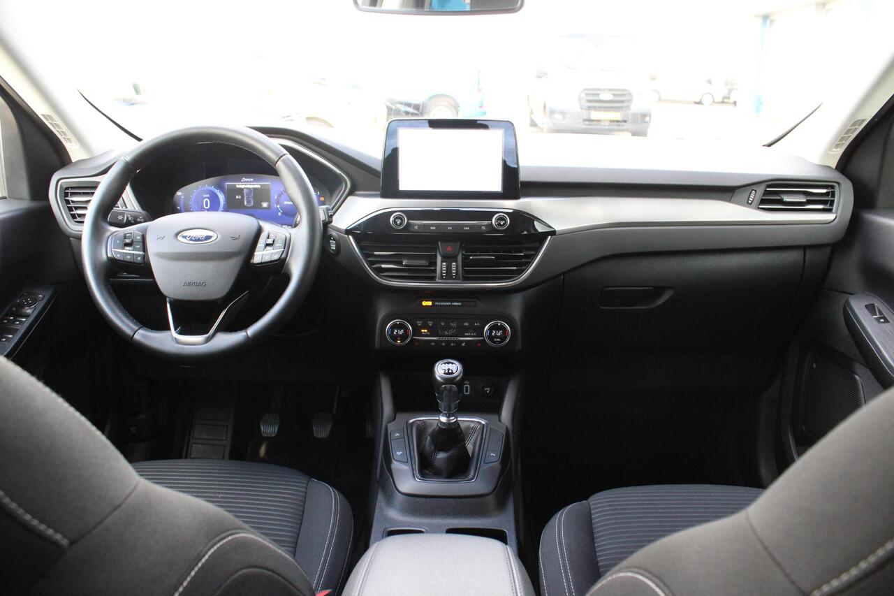 Ford KUGA 1.5 EcoBoost Titanium X Trekhaak 1800KG | Stoel + Stuurverwarming | Cruise Control | Navigatie | Climate Control |