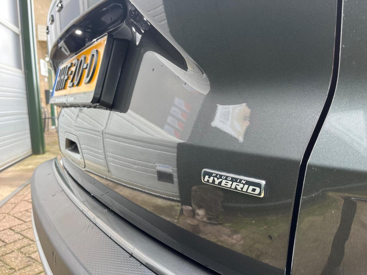 Ford KUGA 2.5 PHEV Titanium 2x Camera Stoelverwarming V + A Carplay All Season