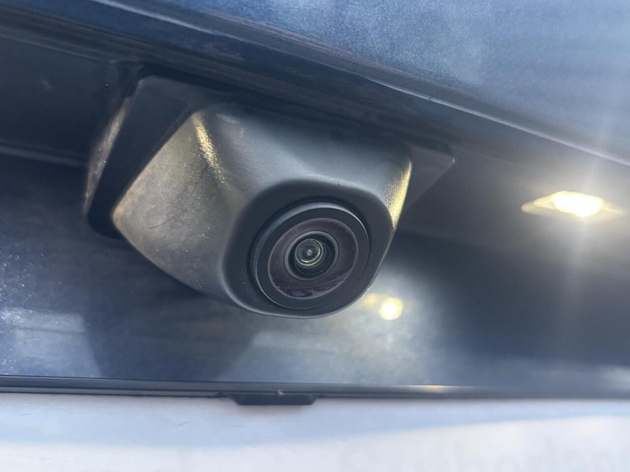 Ford KUGA 2.5 PHEV Titanium 225pk | Winterpack | Digitale Cockpit | 1.500kg Trekgewicht | All Weather Banden