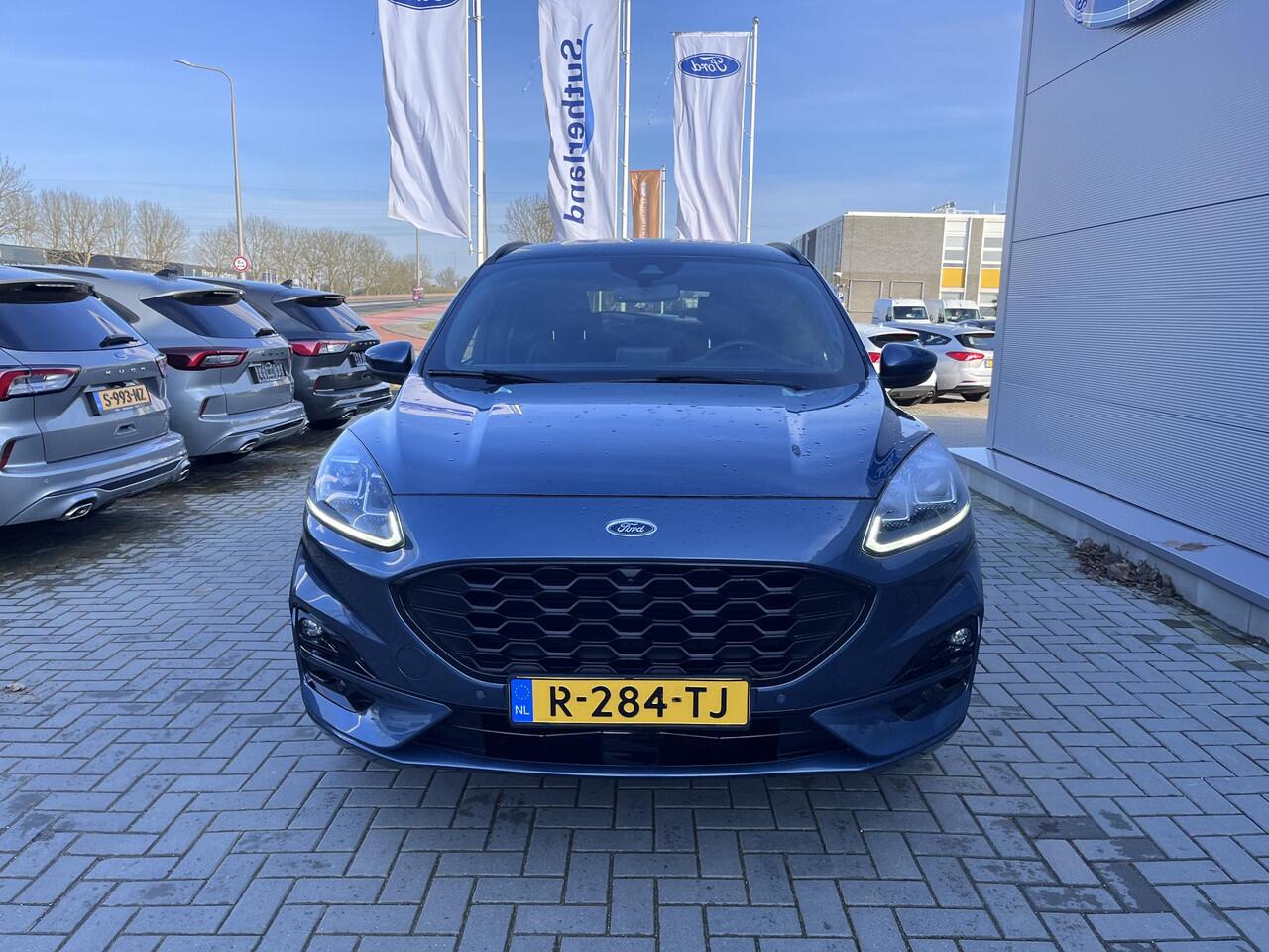 Ford KUGA 1.5 EcoBoost ST-Line X 150pk | Driver Assistance Pack | Wegklapbare Trekhaak | Winterpack | Technology Pack | 1.800kg Trekgewicht