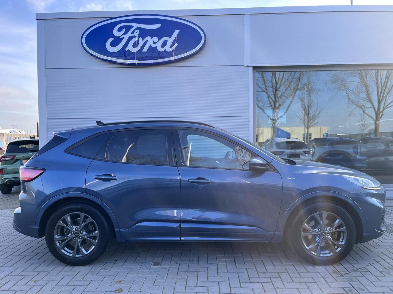 Ford KUGA 1.5 EcoBoost ST-Line X 150pk | Driver Assistance Pack | Wegklapbare Trekhaak | Winterpack | Technology Pack | 1.800kg Trekgewicht