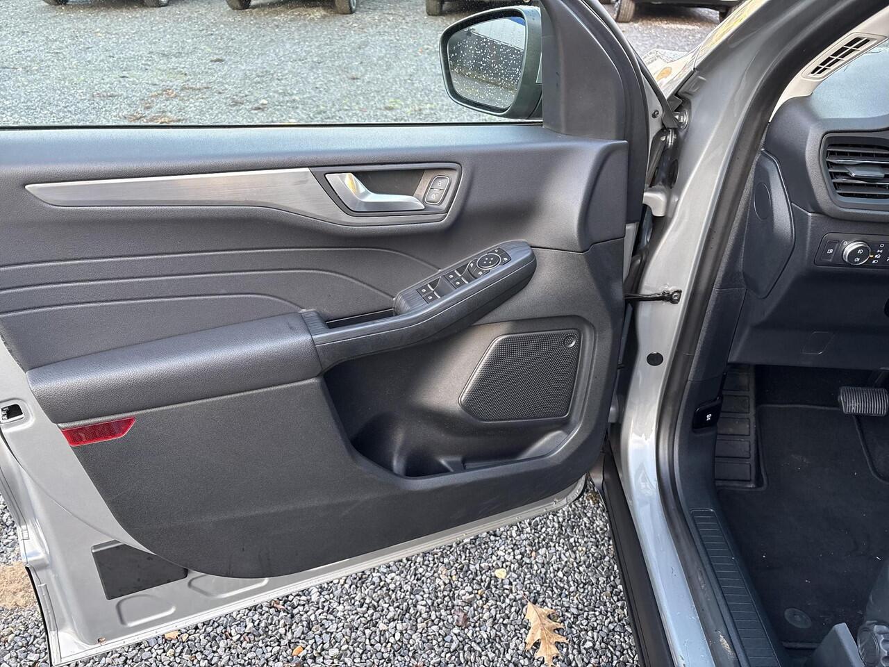 Ford KUGA 2.5 PHEV Titanium