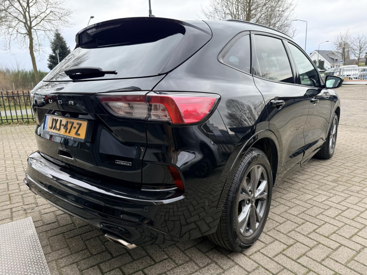 Ford KUGA 2.5 PHEV ST-Line X Pano