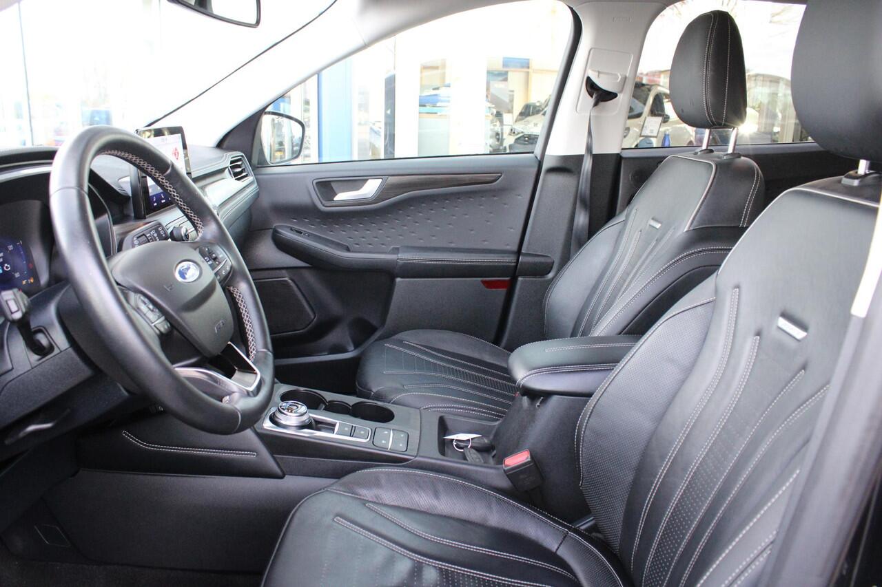 Ford KUGA 2.5 PHEV Vignale | Winterpack | Adaptive Cruise Control | Trekhaak | Climate Control | Camera | Navigatie |