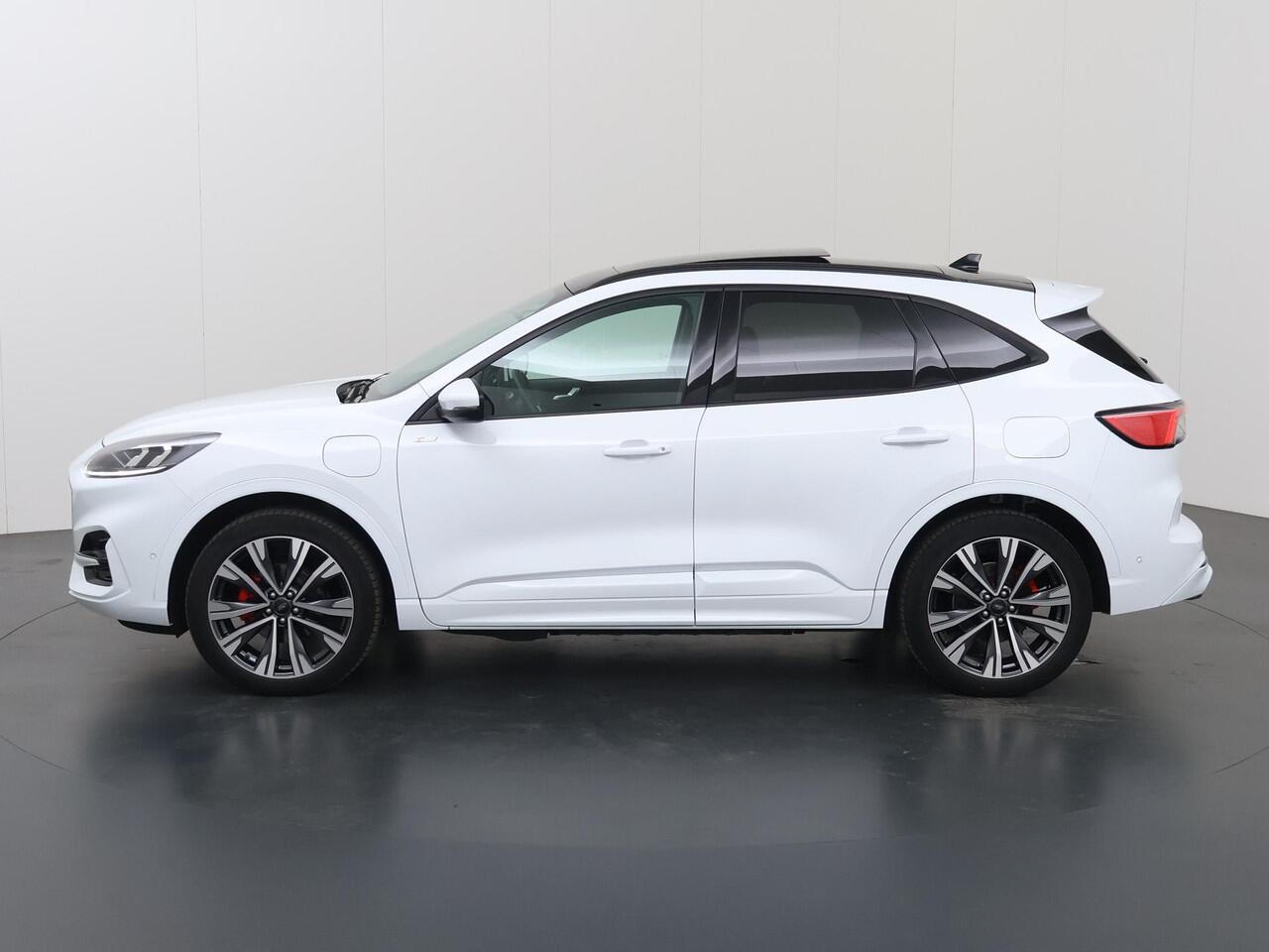 Ford KUGA 2.5 PHEV ST-Line X | Trekhaak | Panoramadak | Winterpakket | Head-Up | Cruise Control Adaptief | 20" Lichtmetalen Velgen |