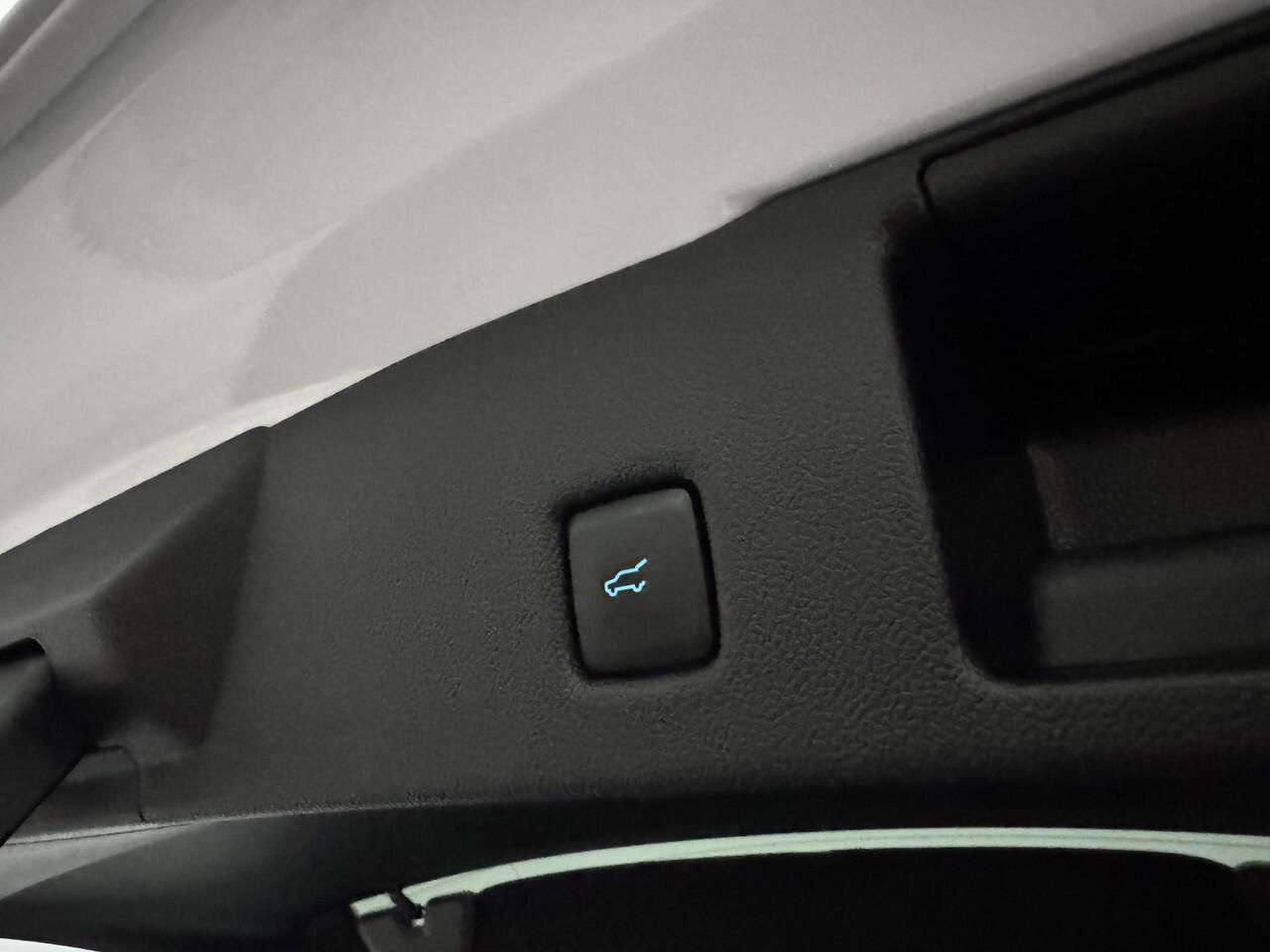 Ford KUGA 2.5 PHEV ST-Line X