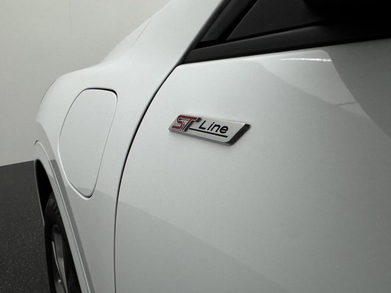 Ford KUGA 2.5 PHEV ST-Line X