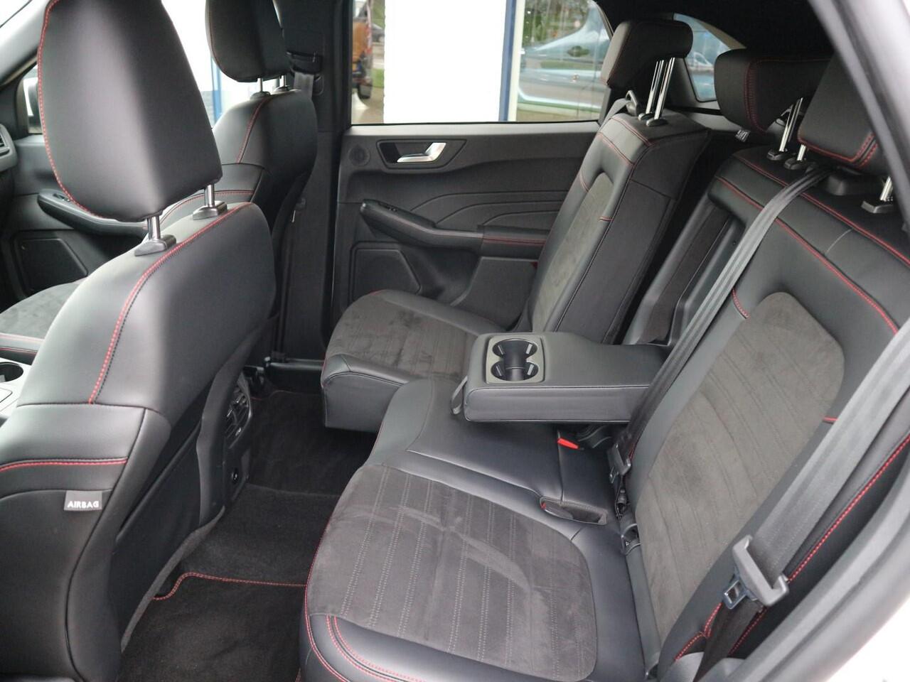 Ford KUGA 2.5 PHEV ST-Line X 225pk * AFN. TREKHAAK * Winter-, Technology-, Driver Assistance Pack * 20" LMV *