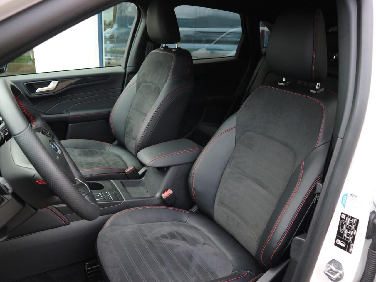 Ford KUGA 2.5 PHEV ST-Line X 225pk * AFN. TREKHAAK * Winter-, Technology-, Driver Assistance Pack * 20" LMV *