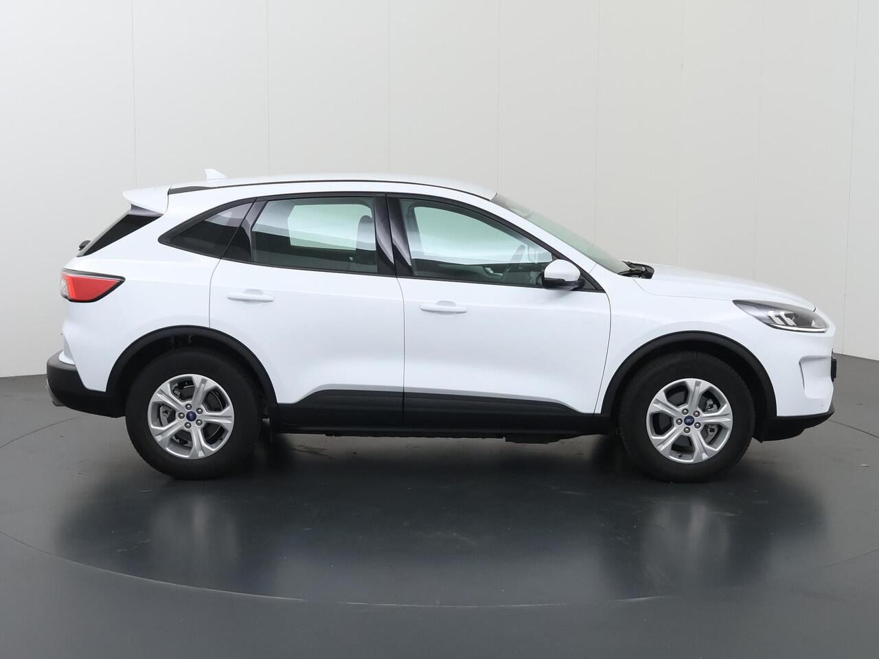 Ford KUGA 2.5 PHEV Trend | Navigatie | Stoelverwarming | Climate Control | Parkeersensoren |