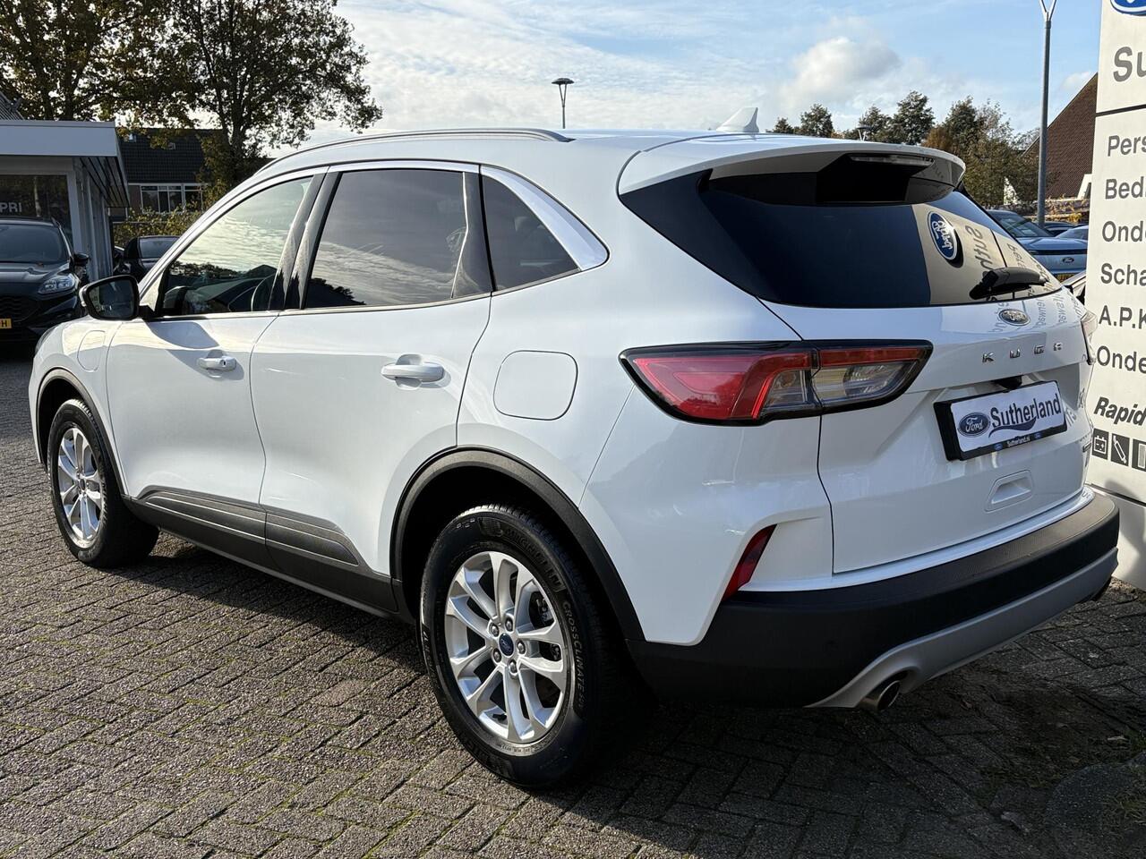 Ford KUGA 2.5 PHEV Titanium 225pk | Afneembare trekhaak | Winter Pack | Achteruitrijcamera | Navigatie | 1.500kg trekgewicht | Digitale Cockpit