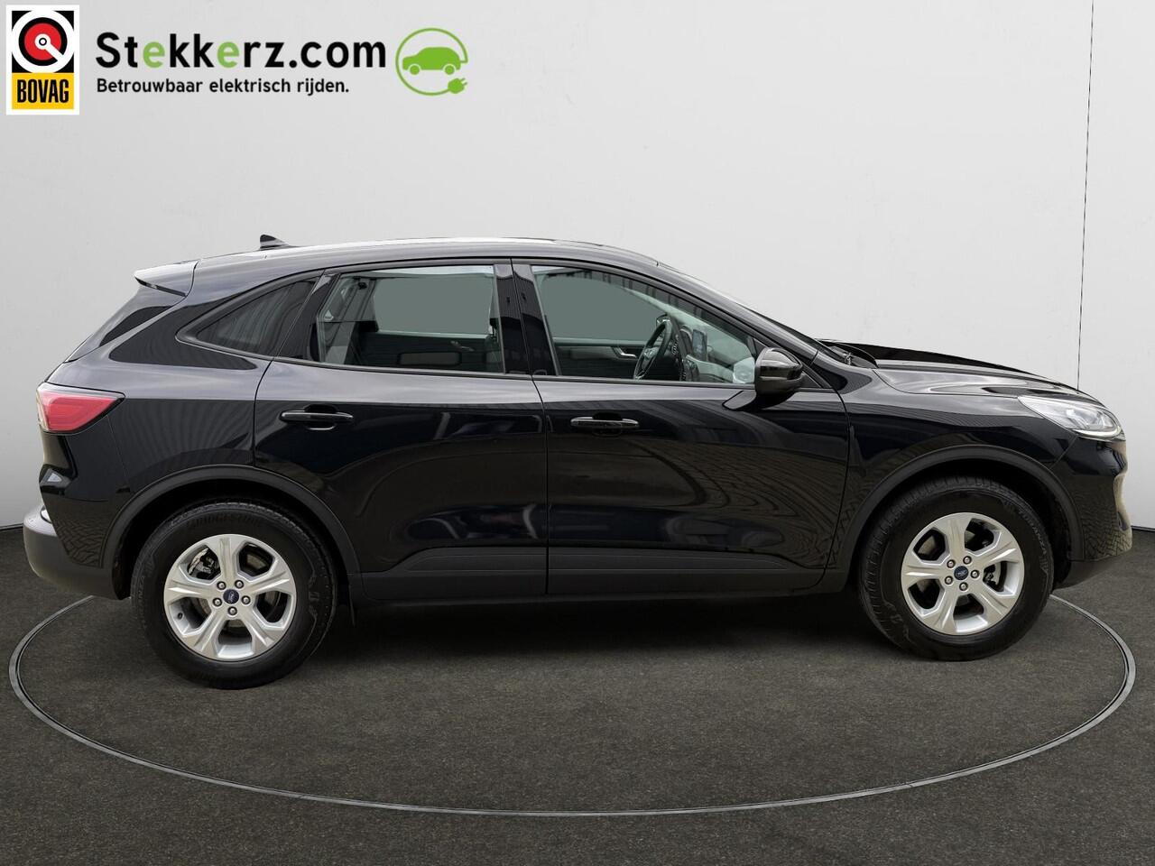 Ford KUGA Cool&Connect uitvoering met wegklapbare trekhaak