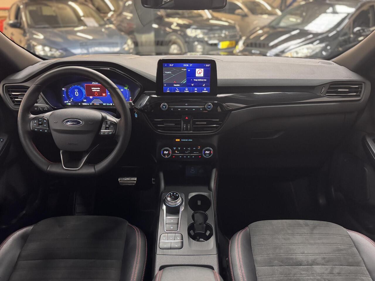 Ford KUGA 2.5 PHEV ST-Line X Panoramadak Trekhaak Full Options Camera Ad. Cruise Winter Parking pack Dodehoek HUD 1e eigenaar