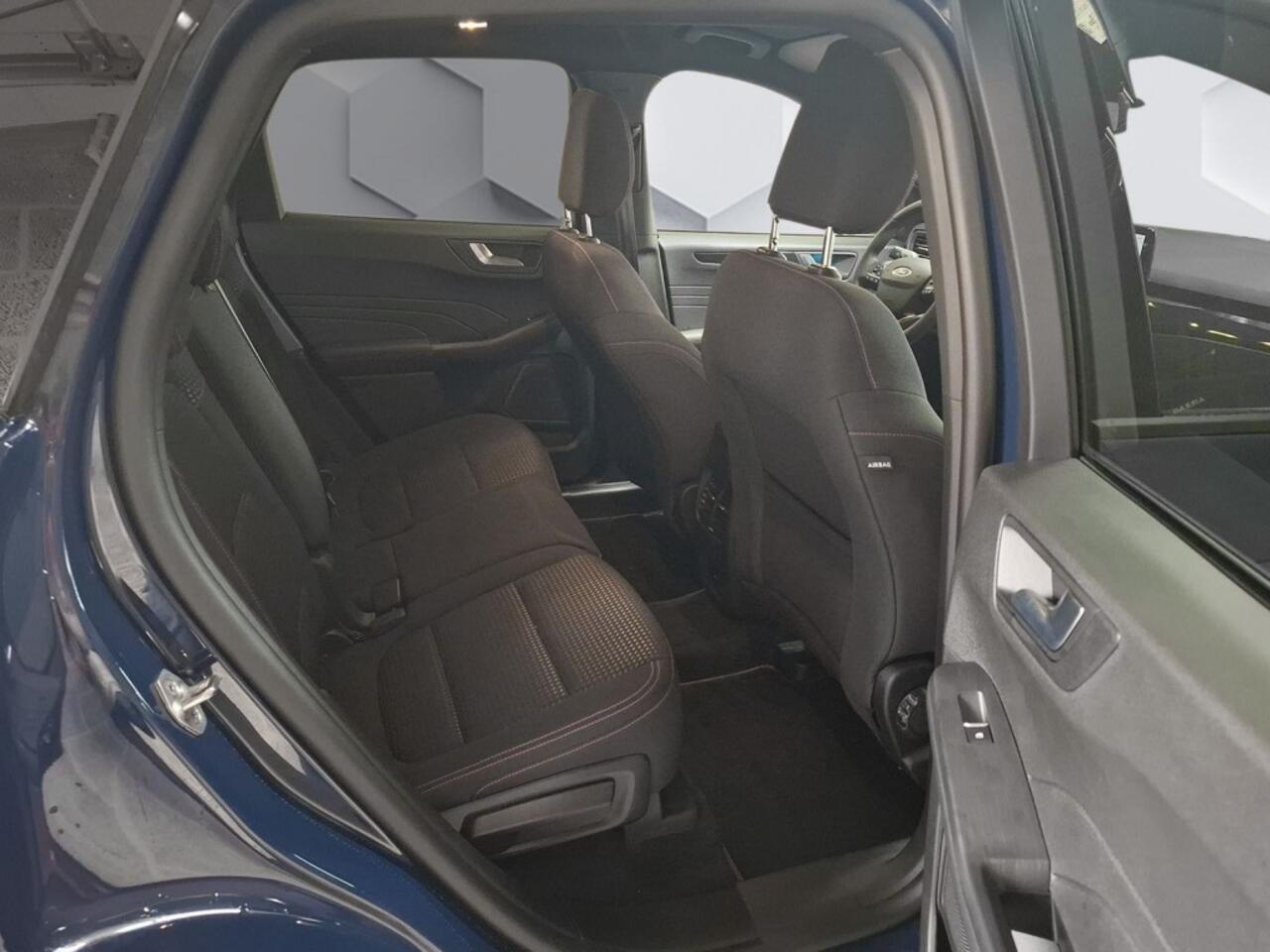 Ford KUGA ST-Line 2.5 Duratec PHEV. Alle optie's 11.000 km