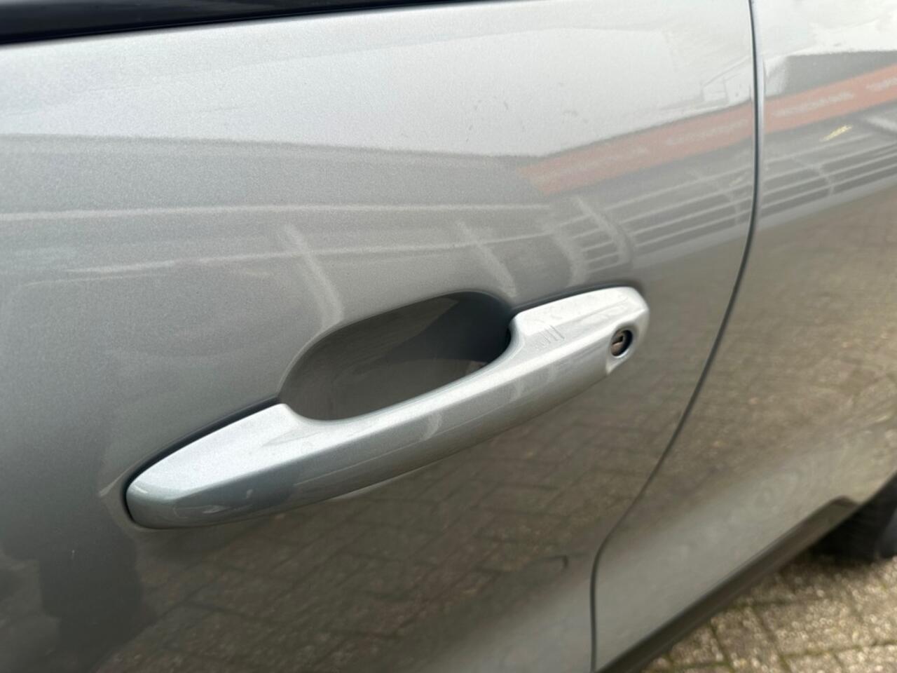 Ford KUGA 2.5 PHEV TITANIUM TREKHAAK