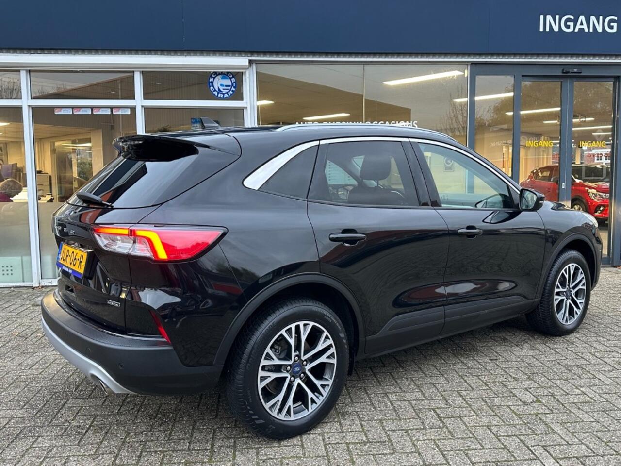 Ford KUGA 2.5 PHEV TITANIUM