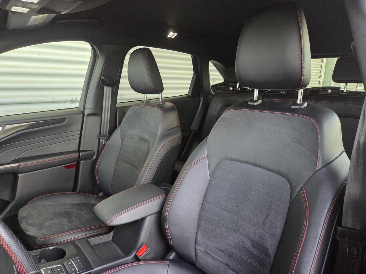 Ford KUGA 2.5 PHEV ST-Line X