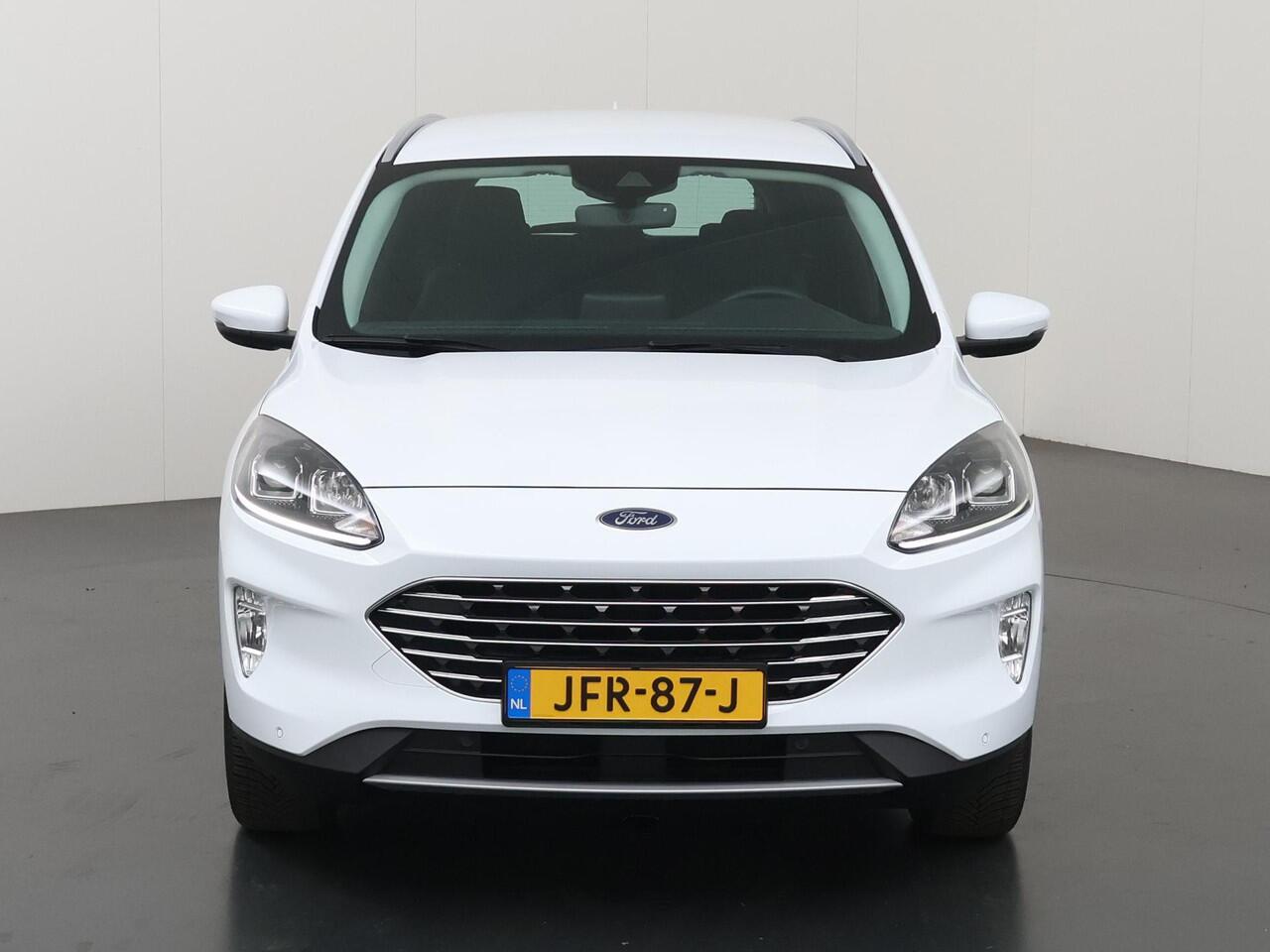 Ford KUGA 2.5 PHEV Titanium | Trekhaak Afneembaar | Stoelverwarming | Parkeercamera | Navigatie | Climate Control |