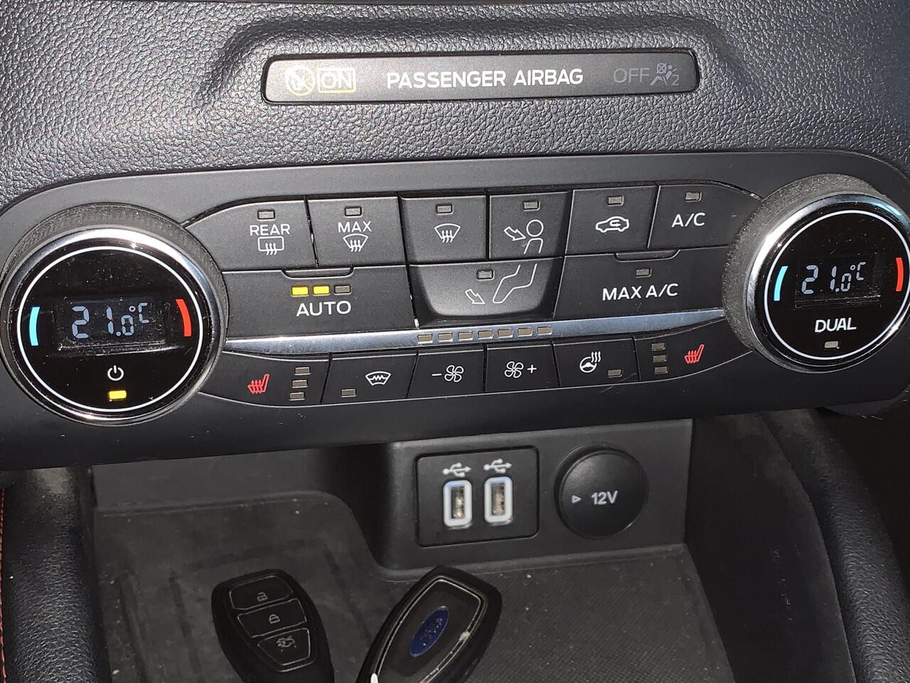 Ford KUGA 1.5 EcoBoost ST-Line NAVIGATIE | TREKHAAK | CAMERA | PARKEERSENSOREN