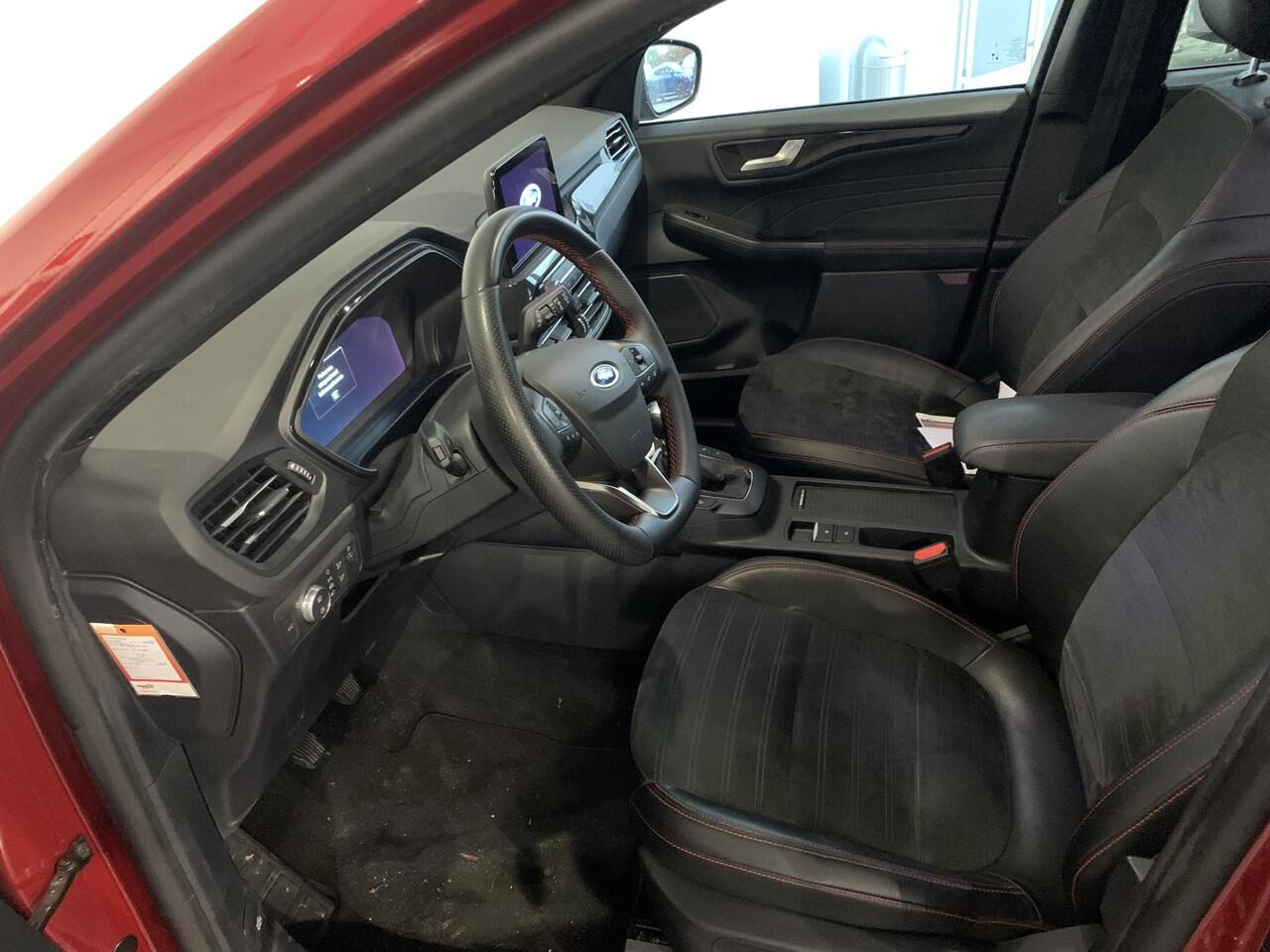 Ford KUGA 1.5 EcoBoost ST-Line NAVIGATIE | TREKHAAK | CAMERA | PARKEERSENSOREN