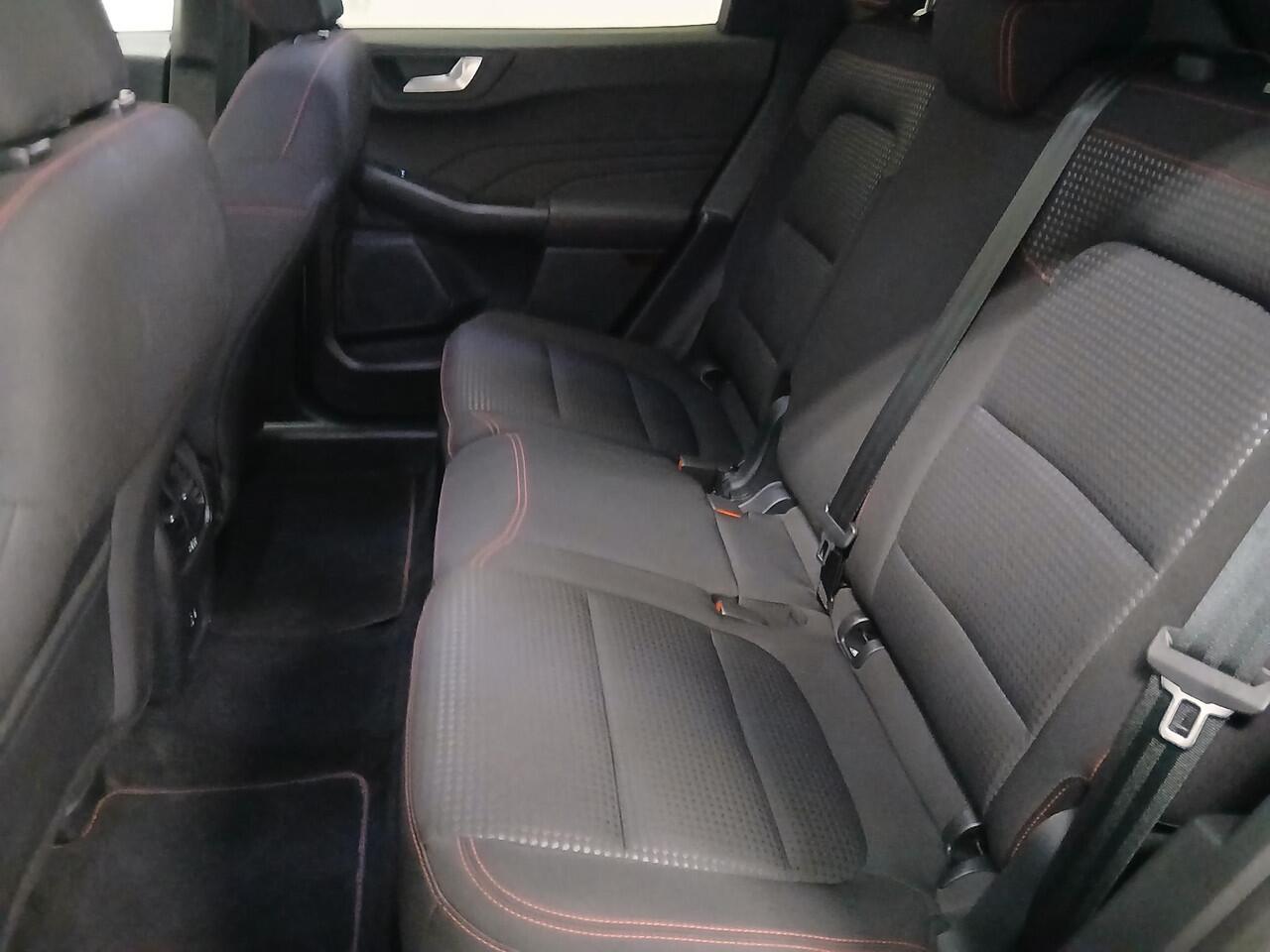 Ford KUGA 2.5 PHEV ST-Line Wordt Verwacht.