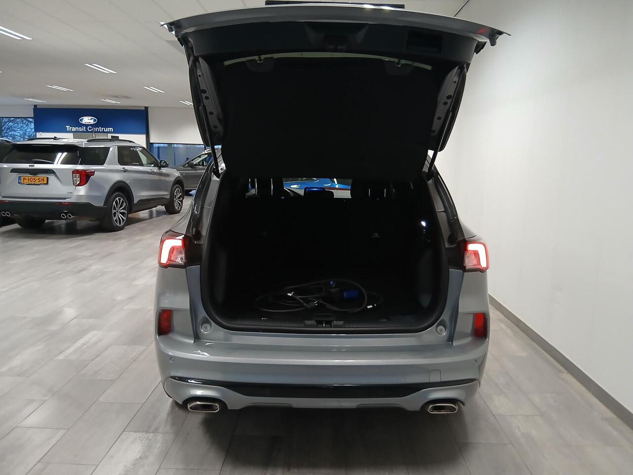 Ford KUGA 2.5 PHEV ST-Line Wordt Verwacht.