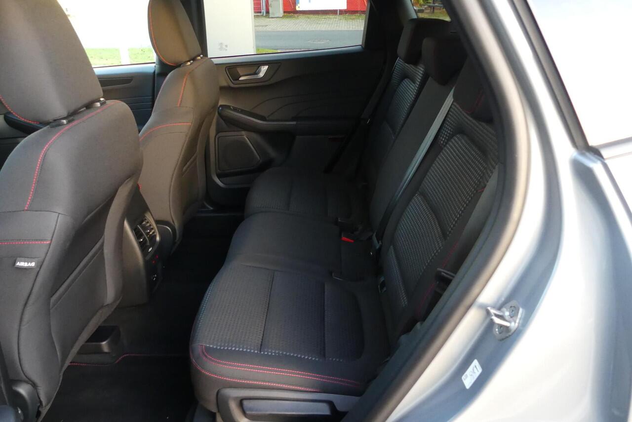 Ford KUGA 1.5 EcoBoost ST-Line WINTER PACK, CRUISE, CLIMA, NAVI, CAMERA, PDC V&A, APPLE CARPLAY/ANDROID AUTO, KEYLESS, LANE ASSIST, 8.750KM