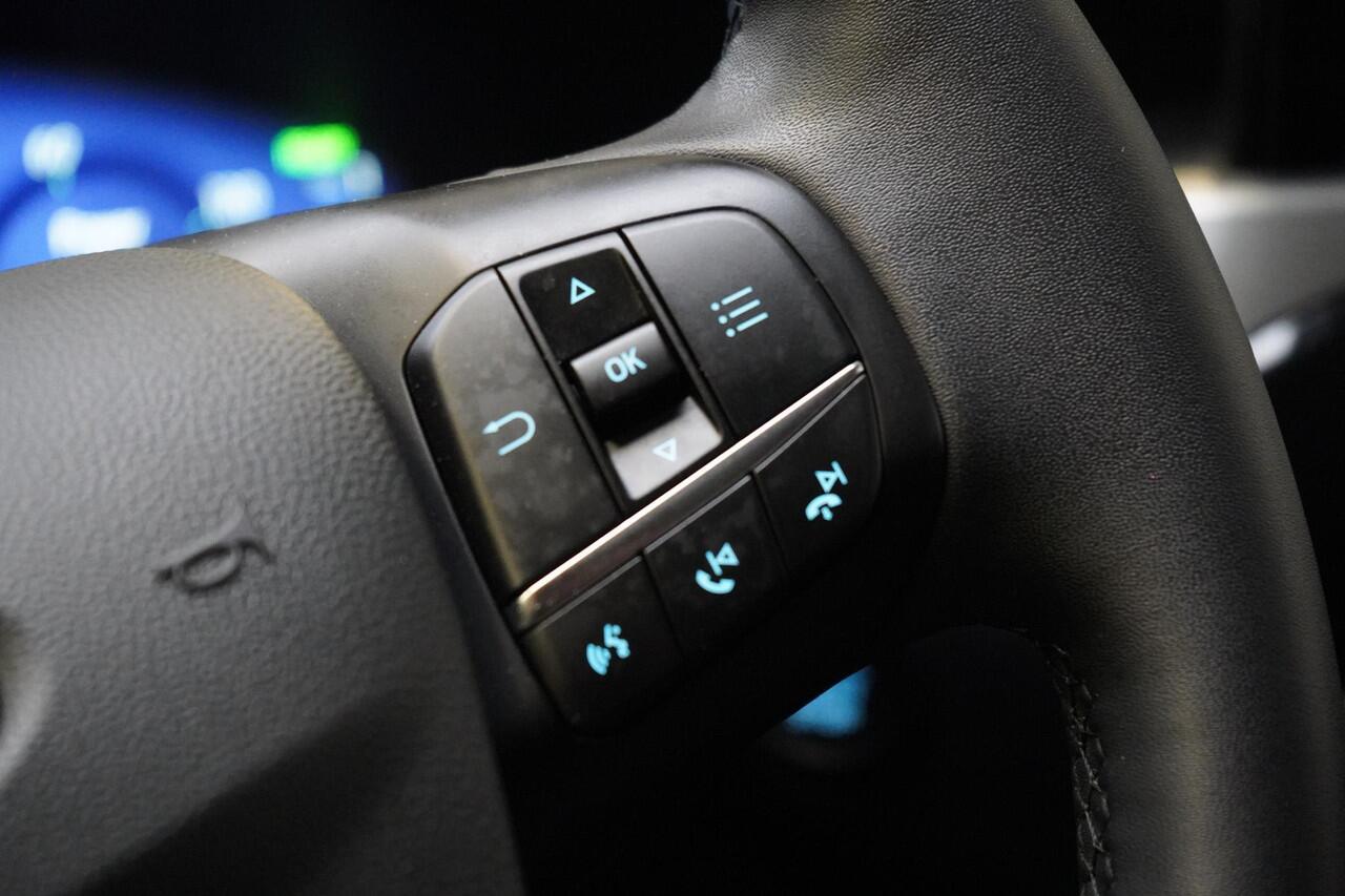 Ford KUGA 2.5 PHEV Titanium | Winter-pack | Adapt. Cruise | SoH 90% | Voorruitverwarming | Privacy Glass | Navigatie | Climate airco